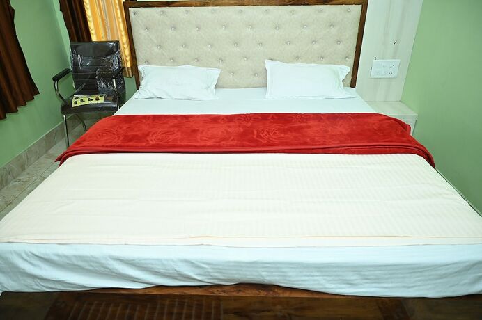 Imagen general del Hotel Fabhotel Golden Bliss. Foto 7
