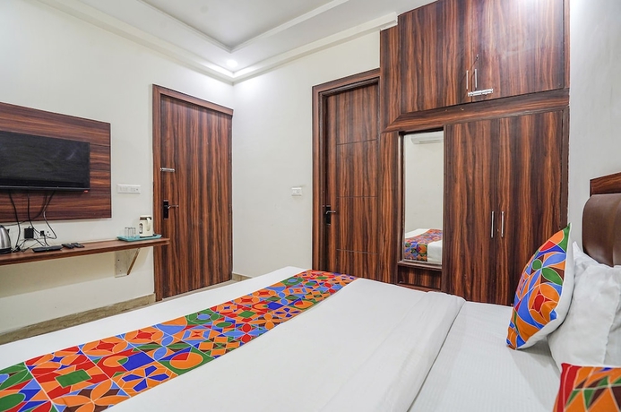Imagen de la habitación del Hotel Fabhotel Golden Grand. Foto 9
