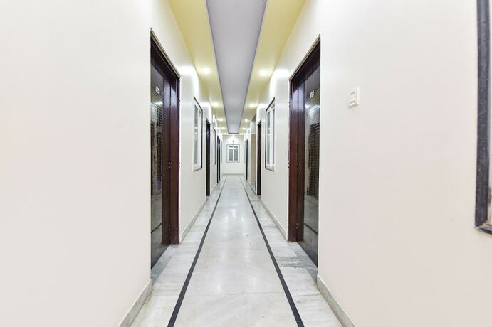 Imagen general del Hotel Fabhotel Golden Leaf Ii. Foto 2