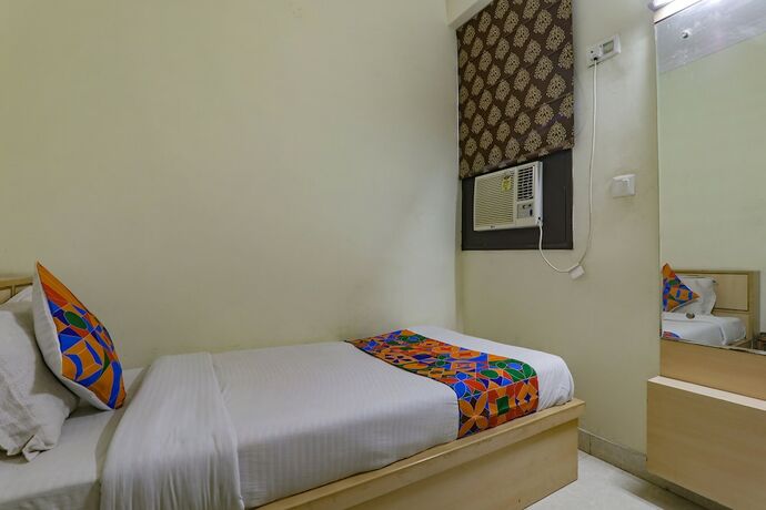 Imagen de la habitación del Hotel Fabhotel Govinda Royal. Foto 14