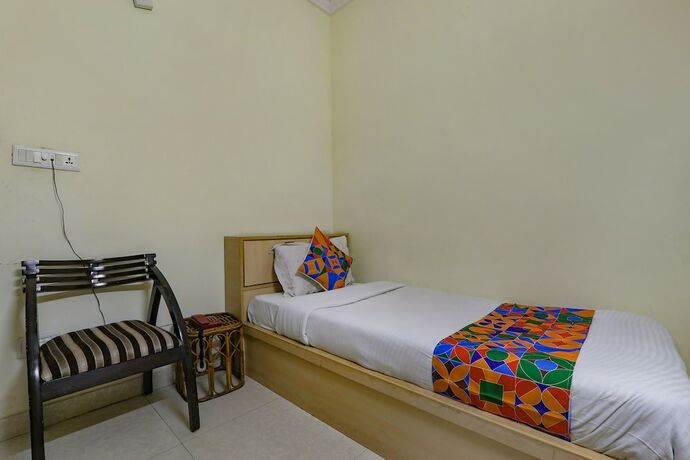 Imagen de la habitación del Hotel Fabhotel Govinda Royal. Foto 20