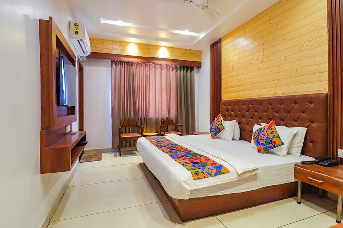 Imagen de la habitación del Hotel Fabhotel Grand Arya. Foto 19