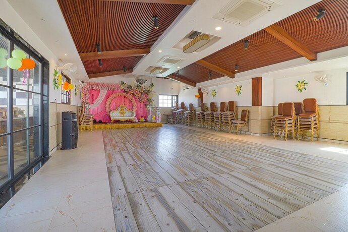 Imagen general del Hotel Fabhotel Grand Arya. Foto 10