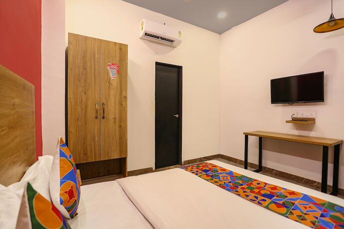 Imagen general del Hotel Fabhotel Grand Capitol. Foto 9