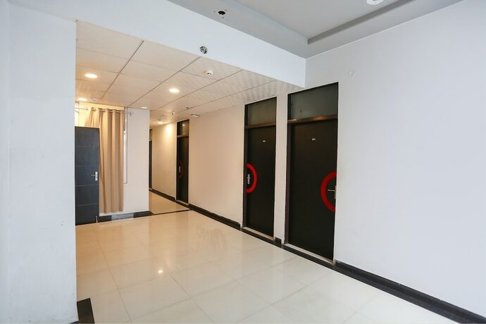 Imagen general del Hotel Fabhotel Grand Capitol. Foto 10