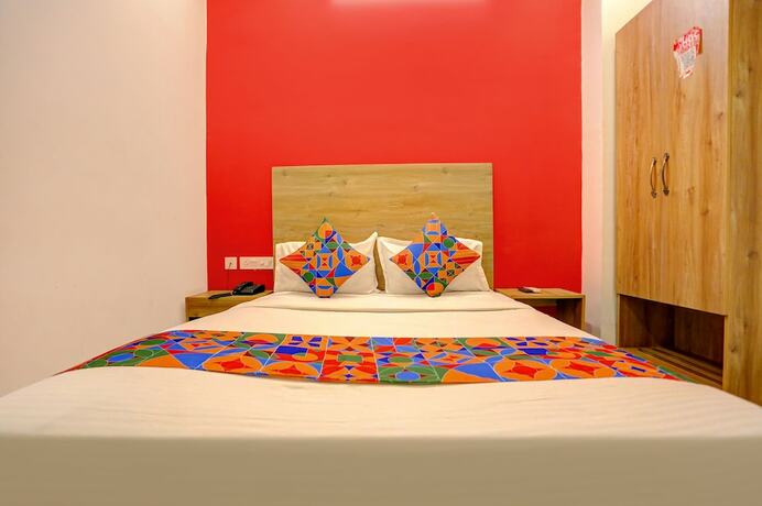 Imagen de la habitación del Hotel Fabhotel Grand Capitol. Foto 20