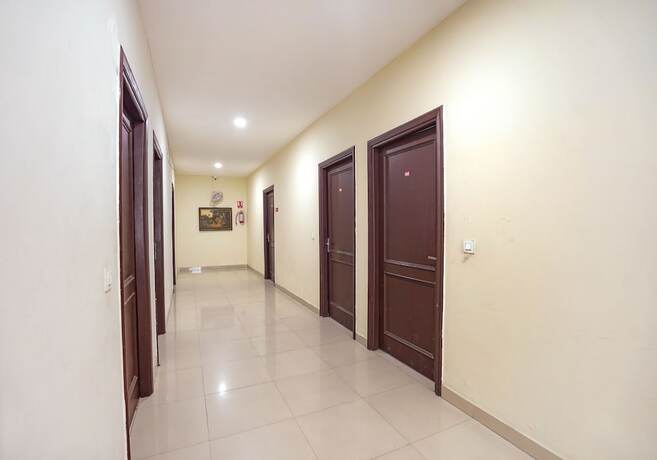 Imagen general del Hotel Fabhotel Grand Inn. Foto 9