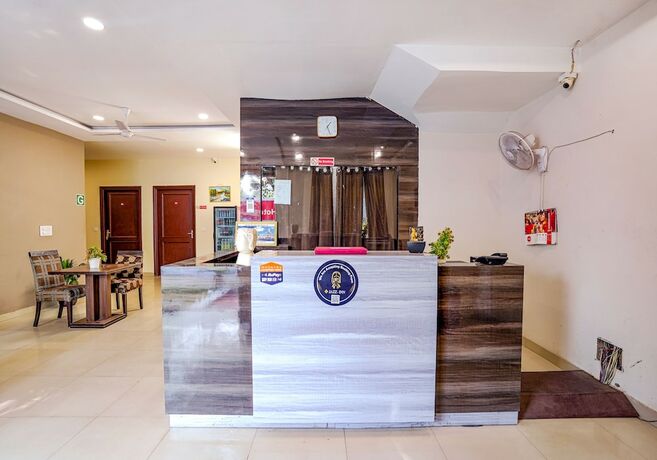 Imagen general del Hotel Fabhotel Grand Inn. Foto 10