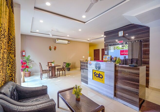 Imagen general del Hotel Fabhotel Grand Inn. Foto 16