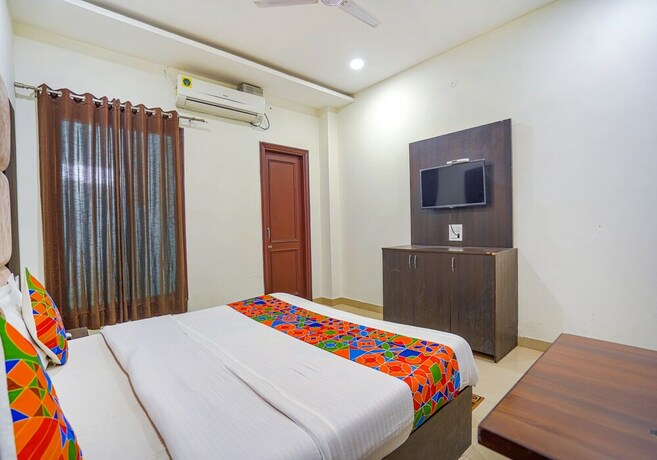 Imagen general del Hotel Fabhotel Grand Inn. Foto 18