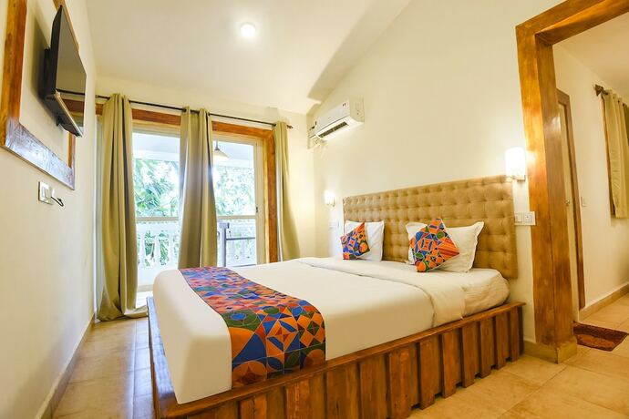 Imagen de la habitación del Hotel Fabhotel Grand Royal Palms. Foto 20