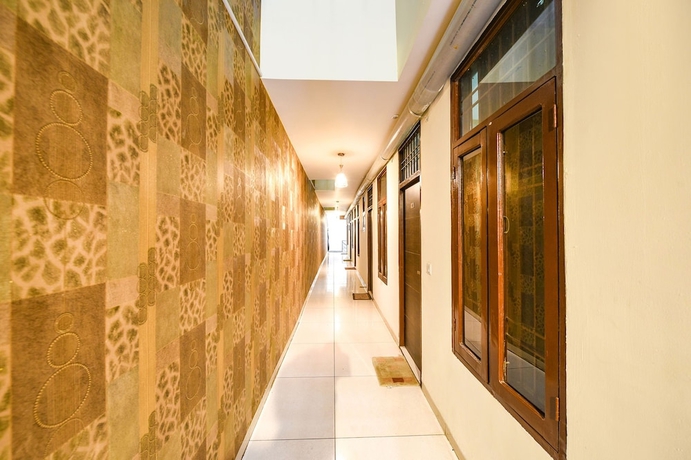 Imagen de los interiores del Hotel Fabhotel Green Valley. Foto 11