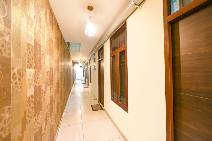 Imagen de los interiores del Hotel Fabhotel Green Valley. Foto 13