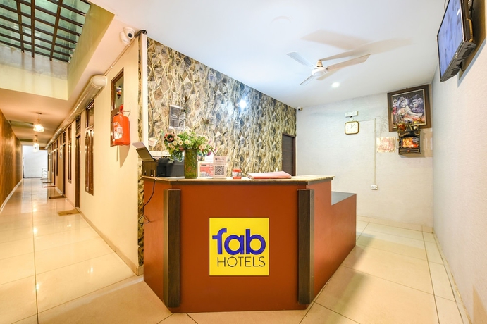 Imagen de los interiores del Hotel Fabhotel Green Valley. Foto 19
