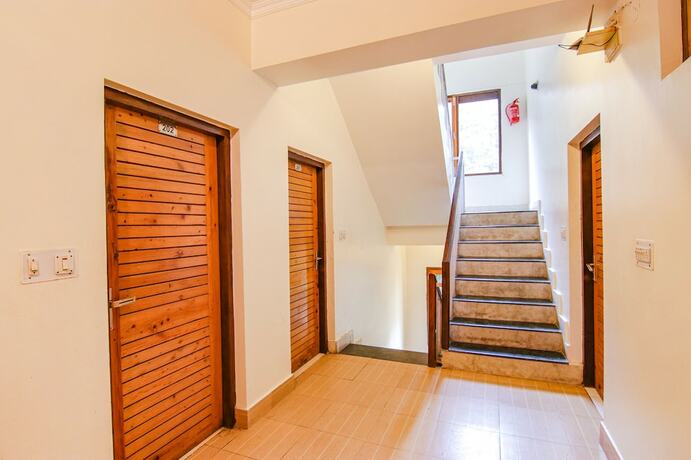 Imagen general del Hotel Fabhotel Greenwoods Inn. Foto 2