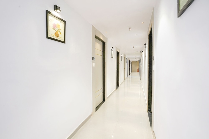 Imagen de los interiores del Hotel Fabhotel Grey Sky. Foto 13