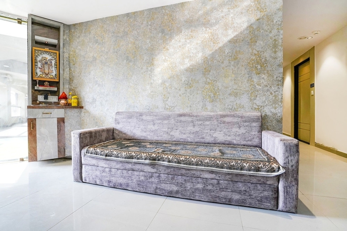 Imagen de los interiores del Hotel Fabhotel Grey Sky. Foto 17