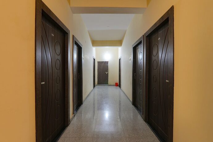 Imagen general del Hotel Fabhotel Gsv Inn. Foto 9