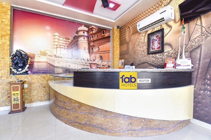 Imagen de los interiores del Hotel Fabhotel Harsh Palace. Foto 18