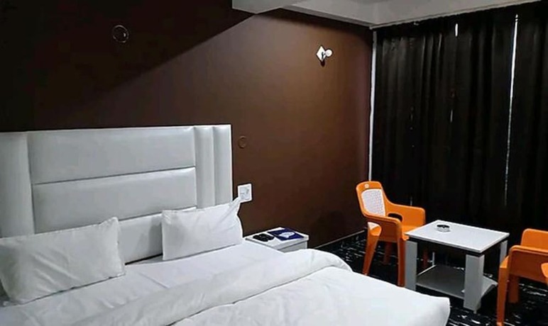 Imagen general del Hotel Fabhotel Heli Resorts. Foto 17