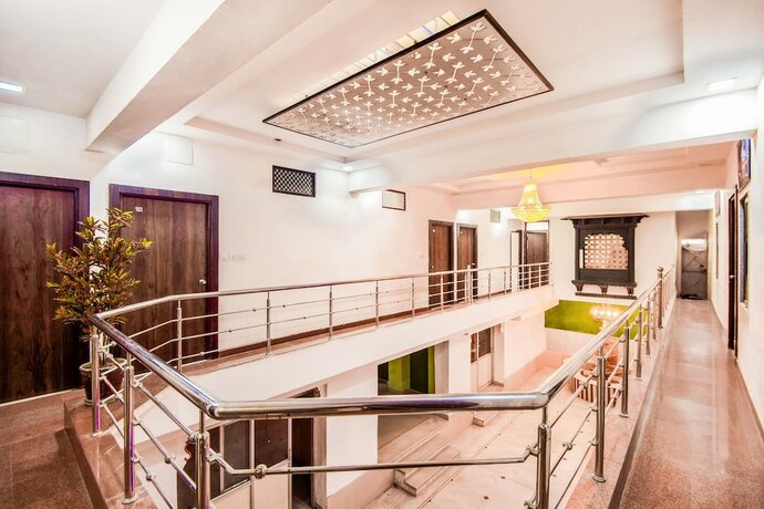 Imagen general del Hotel Fabhotel Himanshi. Foto 2
