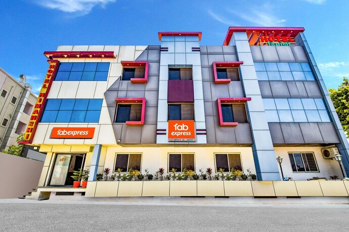 Imagen general del Hotel Fabhotel Himanshi. Foto 1