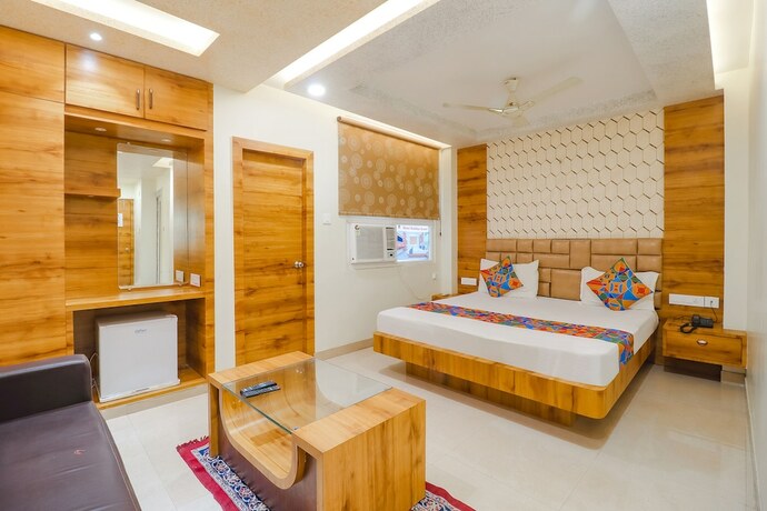Imagen de la habitación del Hotel Fabhotel Holiday Grand. Foto 15