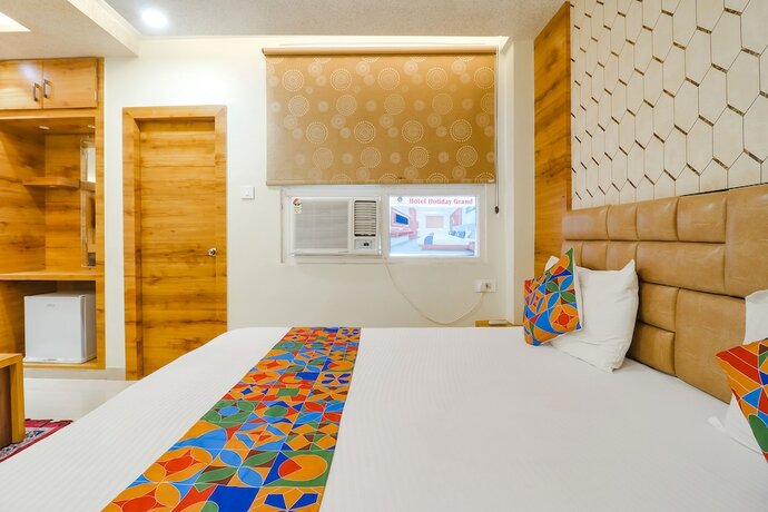 Imagen general del Hotel Fabhotel Holiday Grand. Foto 9
