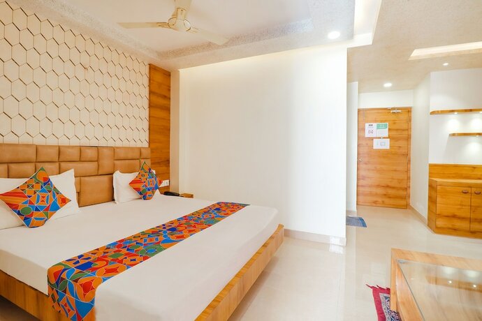 Imagen general del Hotel Fabhotel Holiday Grand. Foto 14