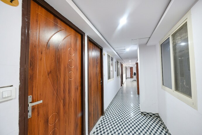 Imagen general del Hotel Fabhotel Ice Berg. Foto 5