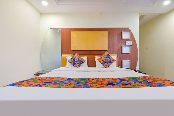 Imagen de la habitación del Hotel Fabhotel Jaipur Classic. Foto 10