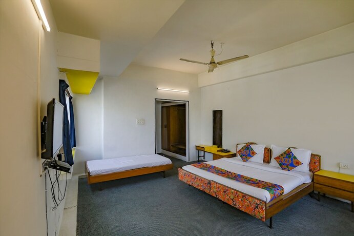 Imagen de la habitación del Hotel Fabhotel Jaipur Emerald. Foto 19