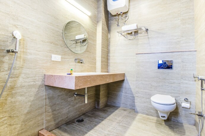 Imagen de la habitación del Hotel Fabhotel Jaipur Villa Vaishali. Foto 11