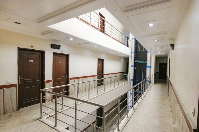 Imagen general del Hotel Fabhotel Jalandhar Corporate Suites. Foto 10