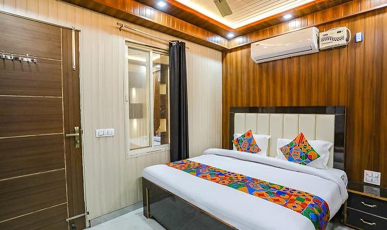Imagen de la habitación del Hotel Fabhotel Jms Residency. Foto 18