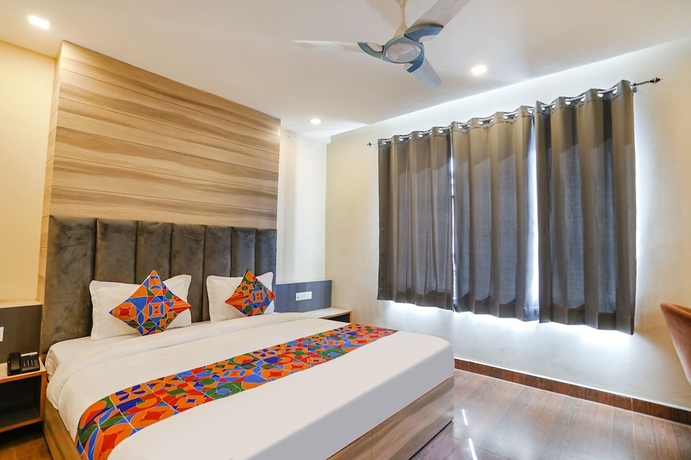 Imagen de la habitación del Hotel Fabhotel Js Pearl. Foto 2