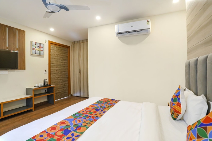 Imagen de la habitación del Hotel Fabhotel Js Pearl. Foto 9