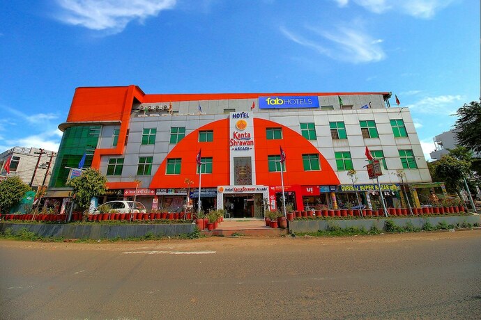 Imagen general del Hotel Fabhotel Kanta Shrawan Arcade. Foto 2