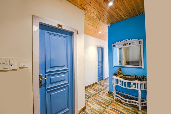 Imagen de los interiores del Hotel Fabhotel Kgf. Foto 12