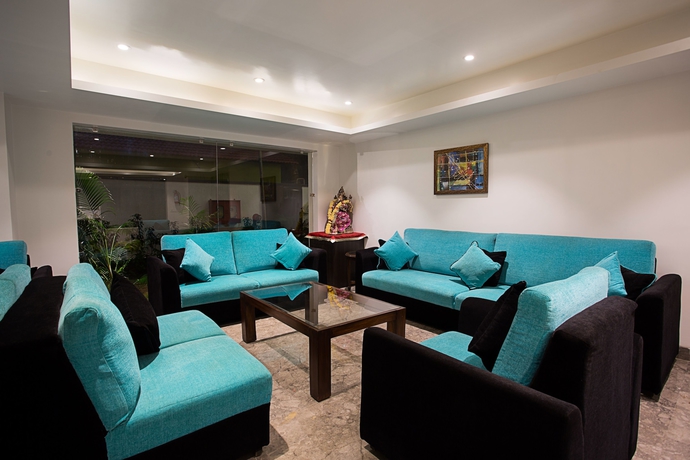 Imagen de los interiores del Hotel Fabhotel King's Court. Foto 17