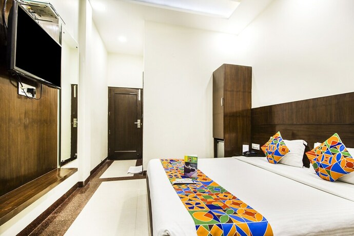 Imagen de la habitación del Hotel Fabhotel Kk Continental. Foto 3