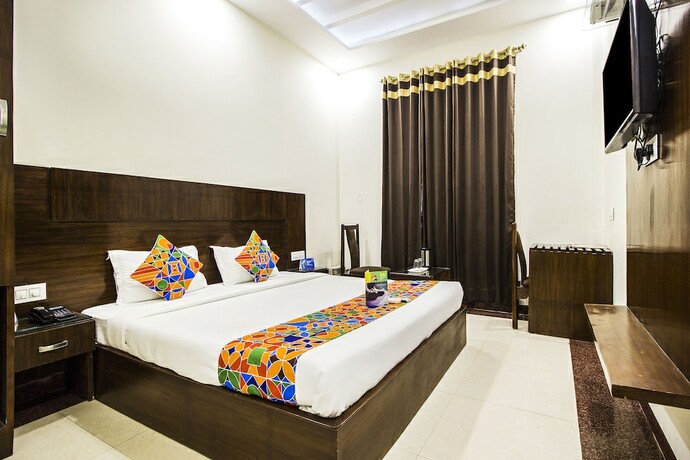 Imagen de la habitación del Hotel Fabhotel Kk Continental. Foto 5