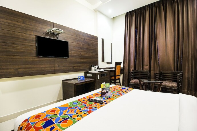 Imagen de la habitación del Hotel Fabhotel Kk Continental. Foto 18