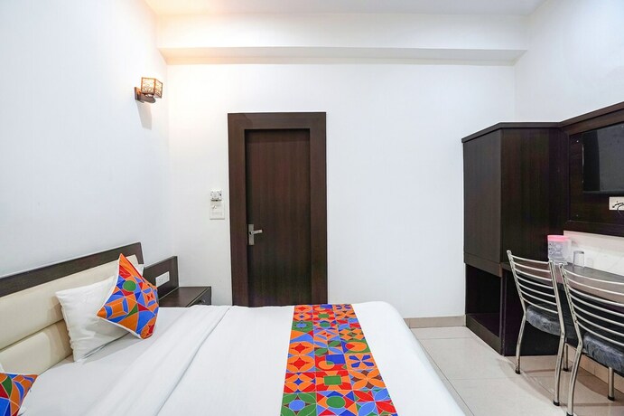 Imagen general del Hotel Fabhotel Kp Palace. Foto 12