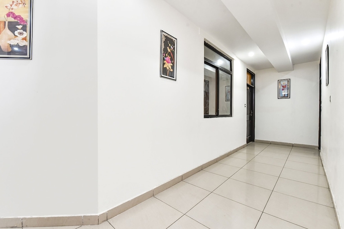 Imagen de los interiores del Hotel Fabhotel Krb Paradise. Foto 15