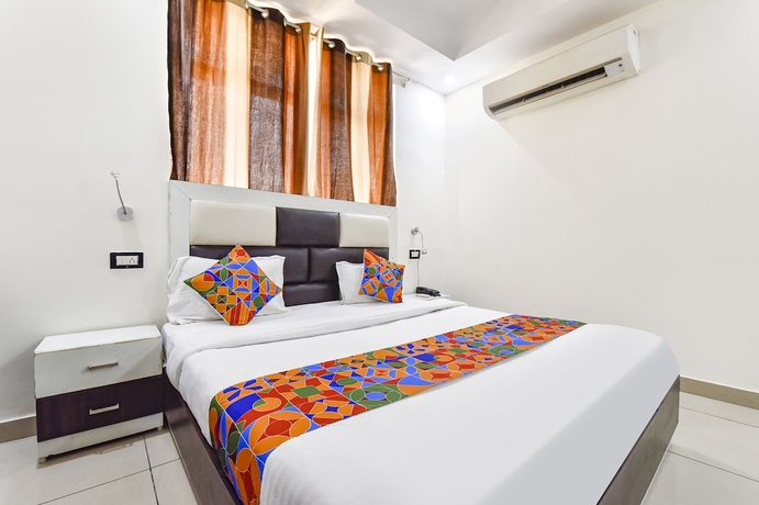 Imagen de la habitación del Hotel Fabhotel Krb Paradise. Foto 7