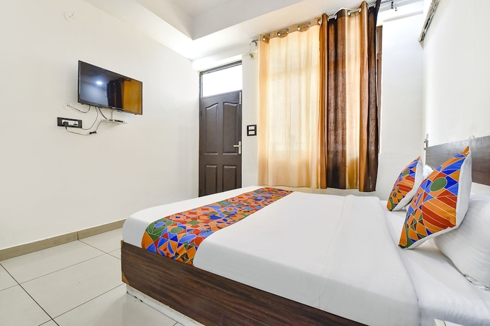 Imagen de la habitación del Hotel Fabhotel Krb Paradise. Foto 9