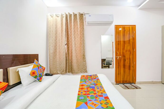 Imagen general del Hotel Fabhotel Ks Grand. Foto 4