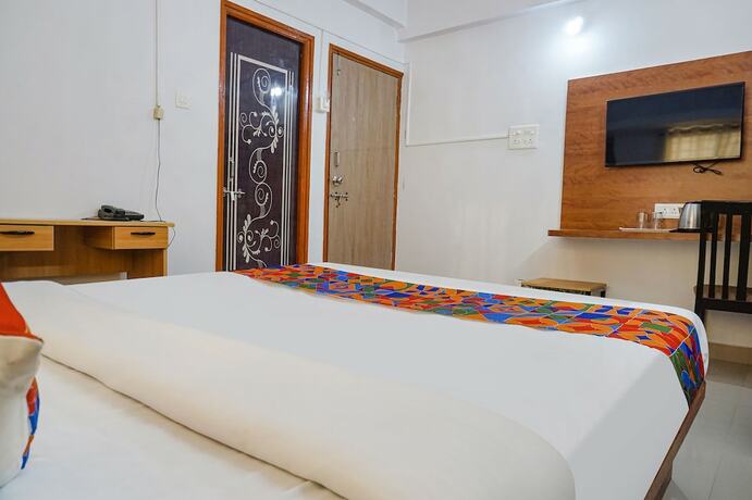 Imagen general del Hotel Fabhotel Lake View. Foto 16