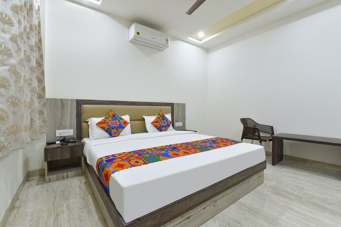 Imagen de la habitación del Hotel Fabhotel Lakhdatar. Foto 19